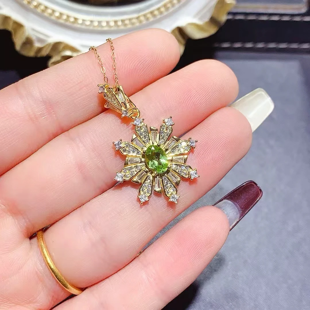 KJJEAXCMY Natural Peridot Pendant  S925 silver , electroplated locking color process, high clarity Full of luster Support testin