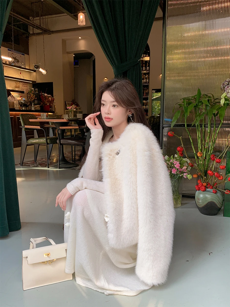 

ByYou Зимняя Новая Модная Молодежная Белая Экологичная Шуба из Искусственного Меха для Женщин с Коротким Круглым Воротником в Корейском Стиле