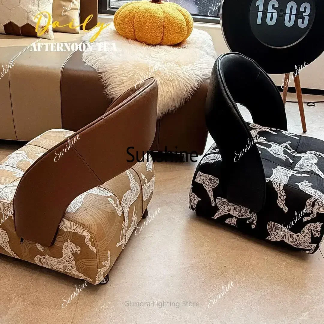 Rolling Low Stool with Backrest for Living Room, Mobile Shoe Changing Chair for Home EntrywayT*