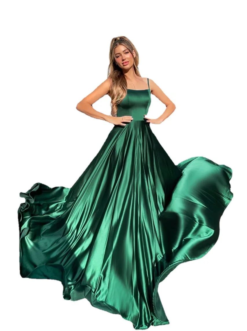 Europe and the United States Autumn Women\' new banquet gathering bridesmaids birthday sexy long green sling halter evening dress