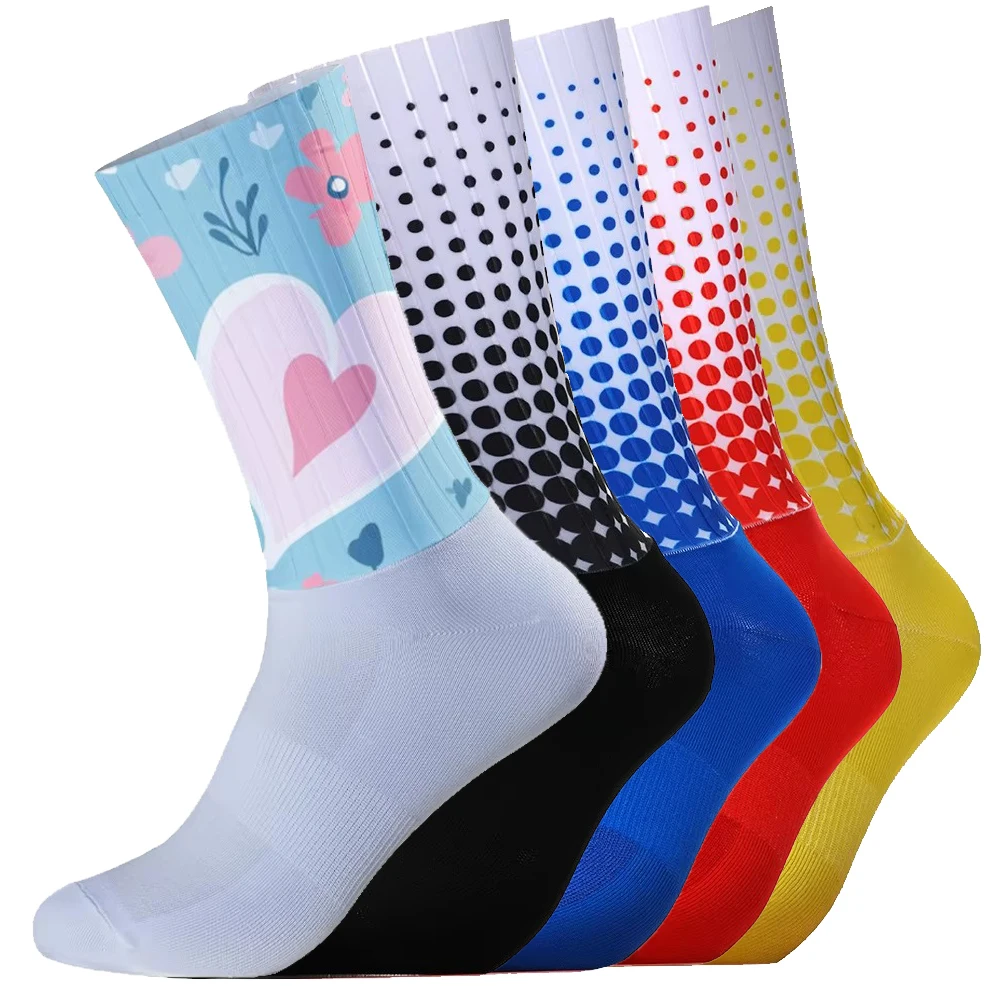 

New Style Polka Dot Summer Sports Cycling Socks Non-slip Pro Outdoor Racing Bike Socks Calcetines Ciclismo