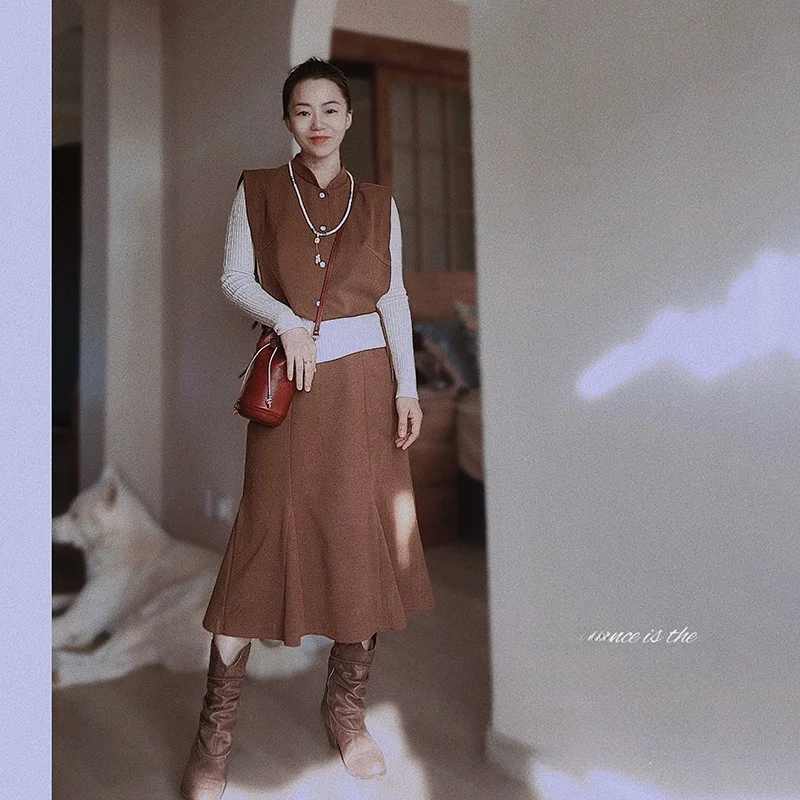 

Оригинальный дизайн: комплект из двух предметов в стиле русалки, осенне-зимний, винтажный, из шерстяной ткани с звездным принтом, юбка миди и топ, женская мода