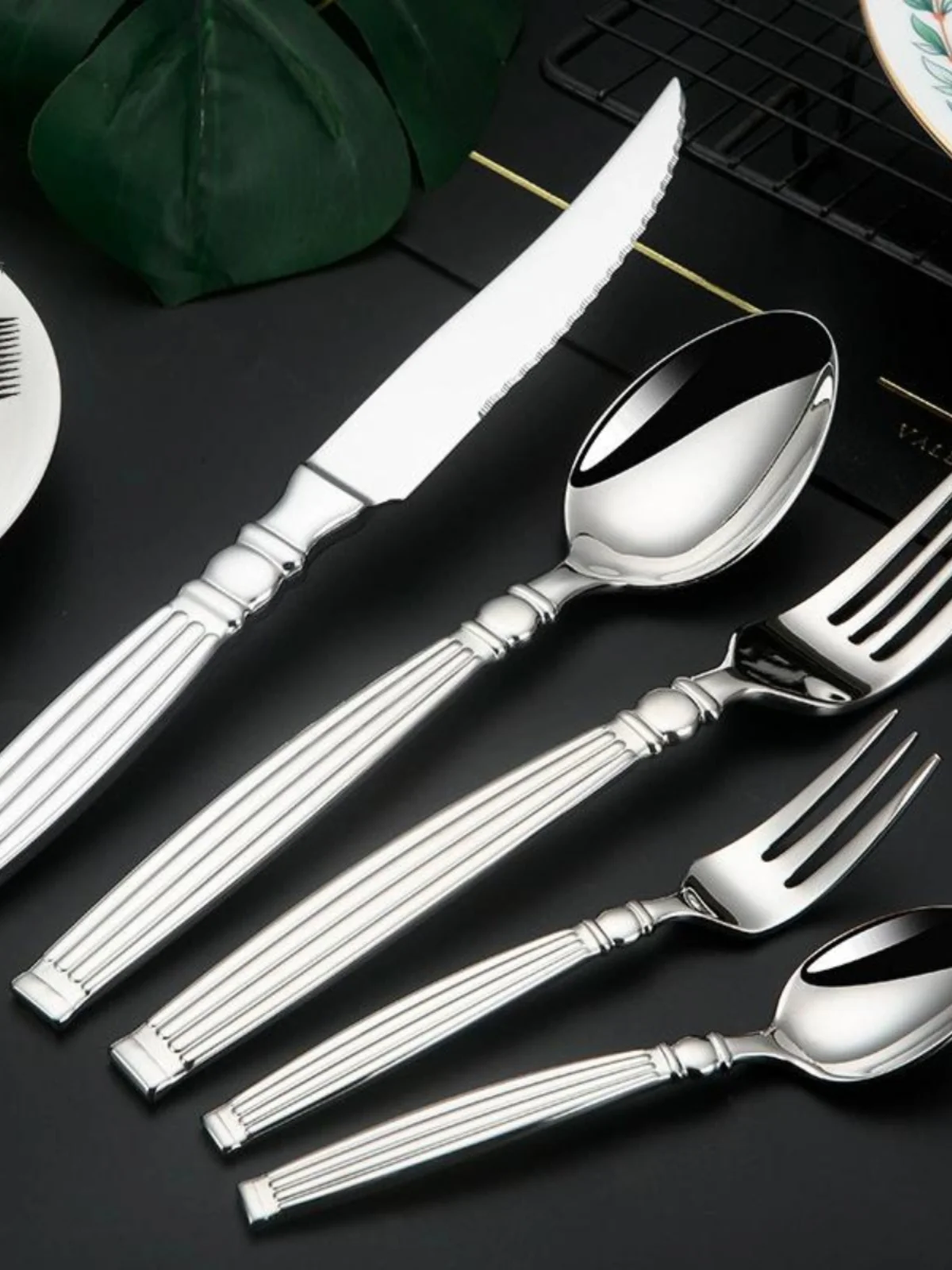 conjunto-de-talheres-ocidentais-de-aco-inoxidavel-gh304-serie-coluna-romana-para-restaurantes-de-luxo-e-hoteis-colher-de-sobremesa-garfo-e-faca