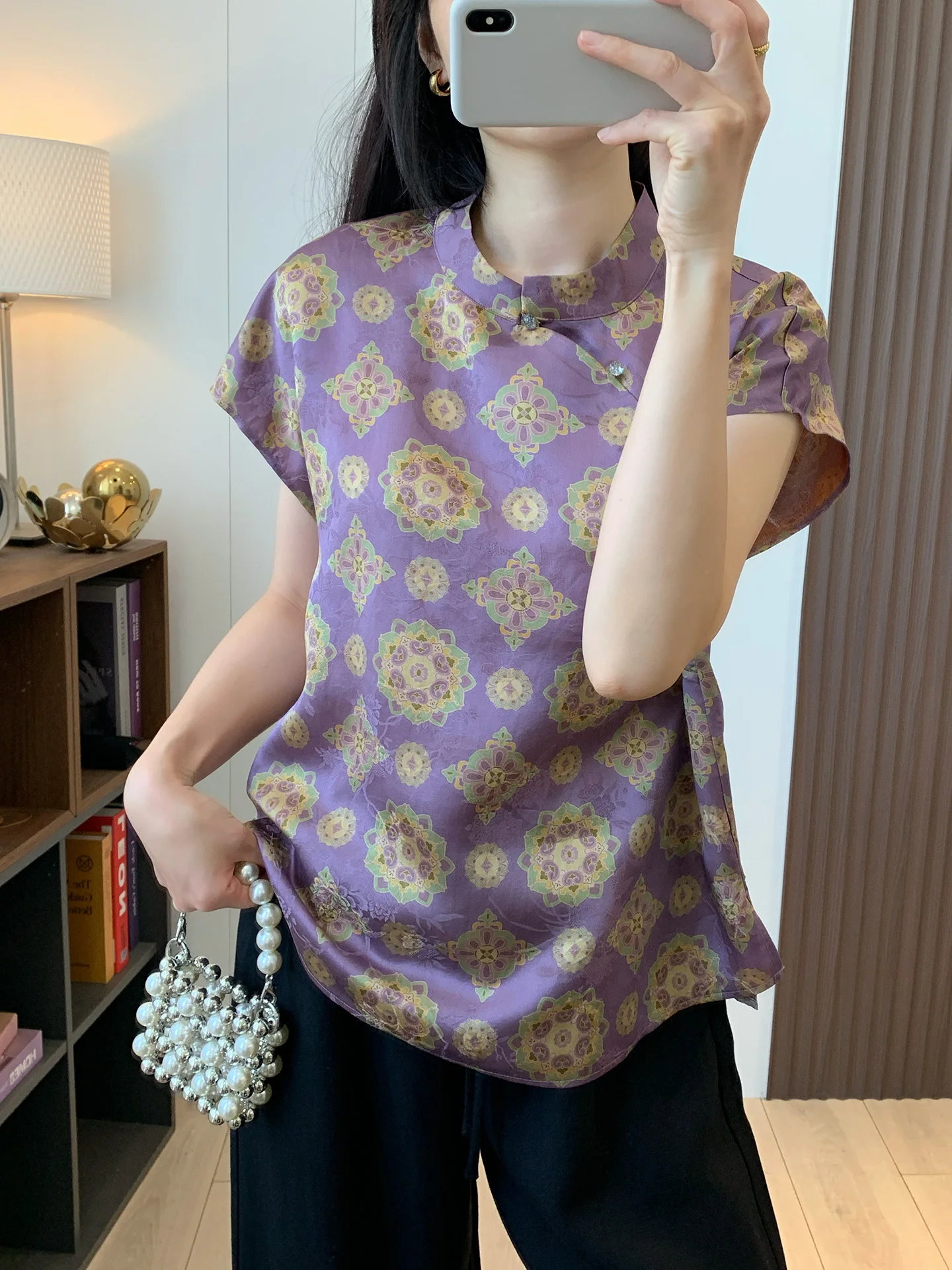 

Ele Chinese Sle Silk irt 25 Momme Cloud Silk Fabric Small Flng Sve round Ne ort Sve Busin Casual Top