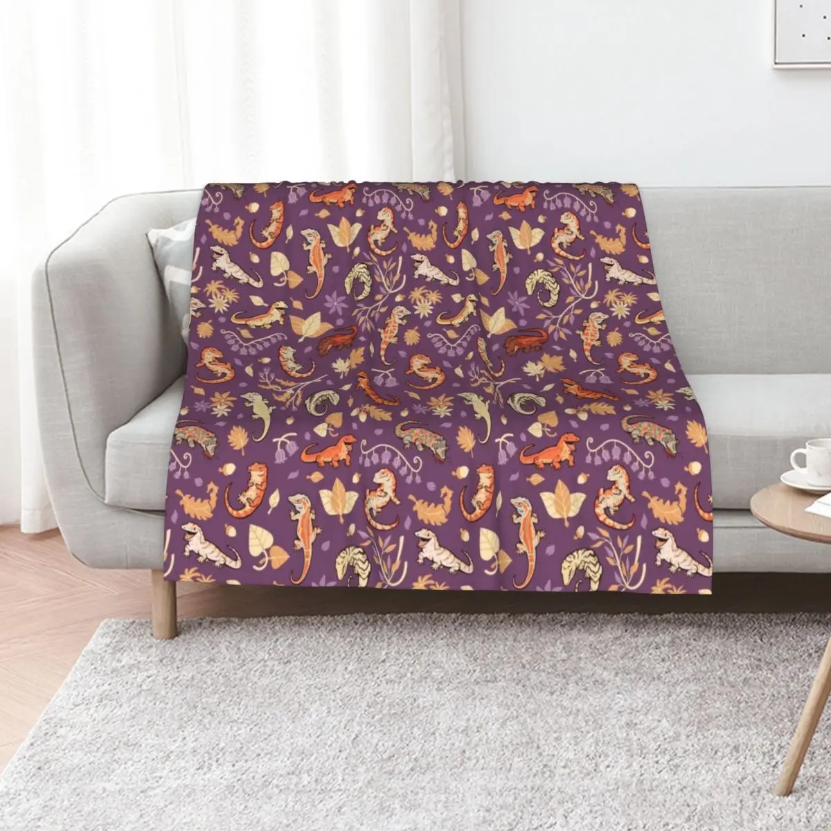 

Autumn geckos in purple Throw Blanket heavy to sleep Softest Luxury Thicken Hairys Blankets