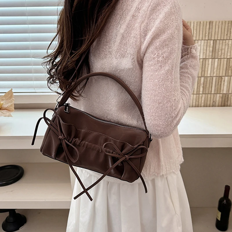 Schicke Umhängetasche mit Schleife und plissiertem Kordelzug, zylindrische Handtasche, Damen-Kissentasche mit abnehmbarem Riemen, Reißverschluss oben – Detail 24