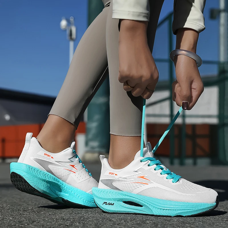 Herren-Laufschuhe, Tennisschuhe, atmungsaktive Laufschuhe mit Carbonplatte, hochelastische, rutschfeste und abriebfeste Außensohle, Herren- und Damenschuhe für Marathonläufe, sportliche Schuhe für den täglichen Gebrauch und zum Pendeln. – Detail 25