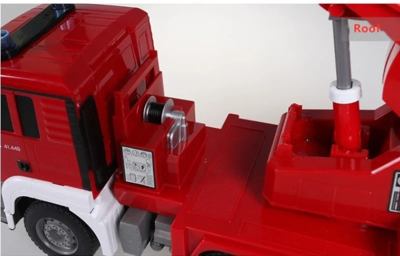 Double E E517 2.4G RC Fire Truck Spray Water 1/20 Remote Control Simulation Lift Cloud Ladder Engineering Vehicle Kids Toys Boy