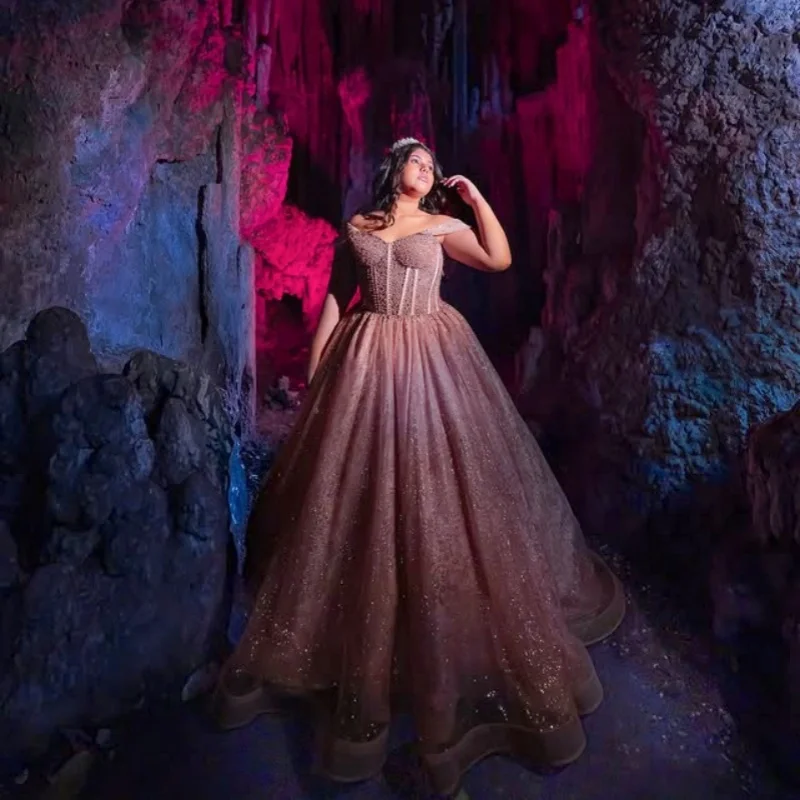 

Customized Shiny Pink Quinceanera Dresses Off the Shoulder Sequin decal crystal Tull Long tail Vestido 15 Quinceanera