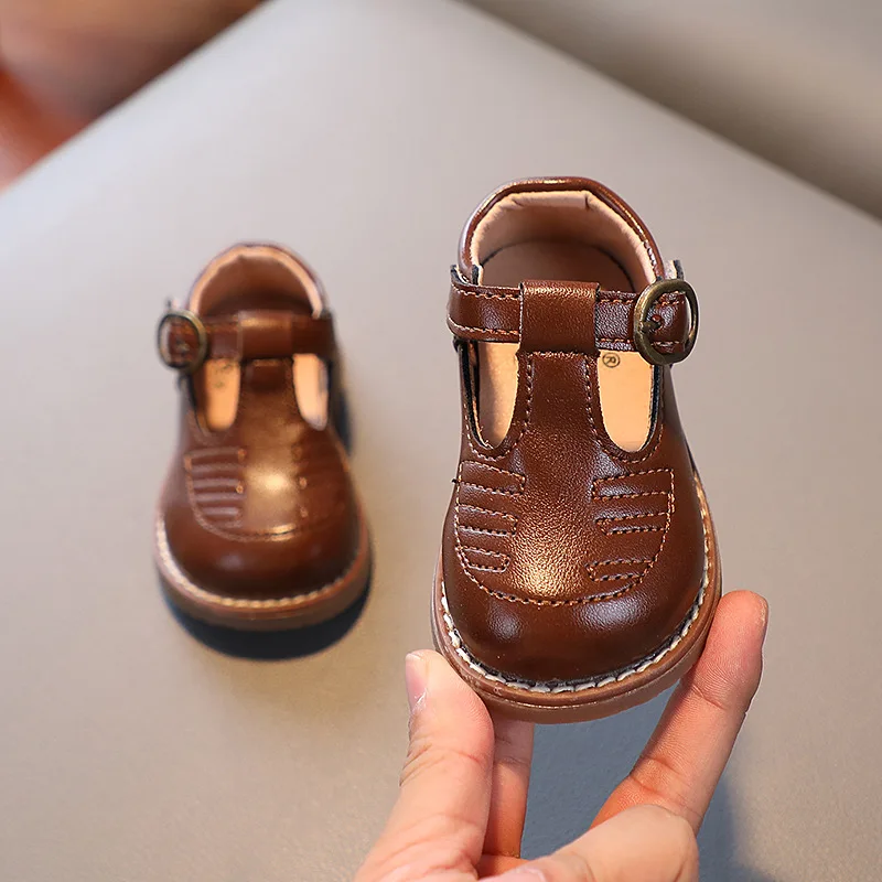 Sepatu kulit Vintage Bayi, sneaker satu potong Dropshipping sol lembut bayi laki-laki dan perempuan musim gugur