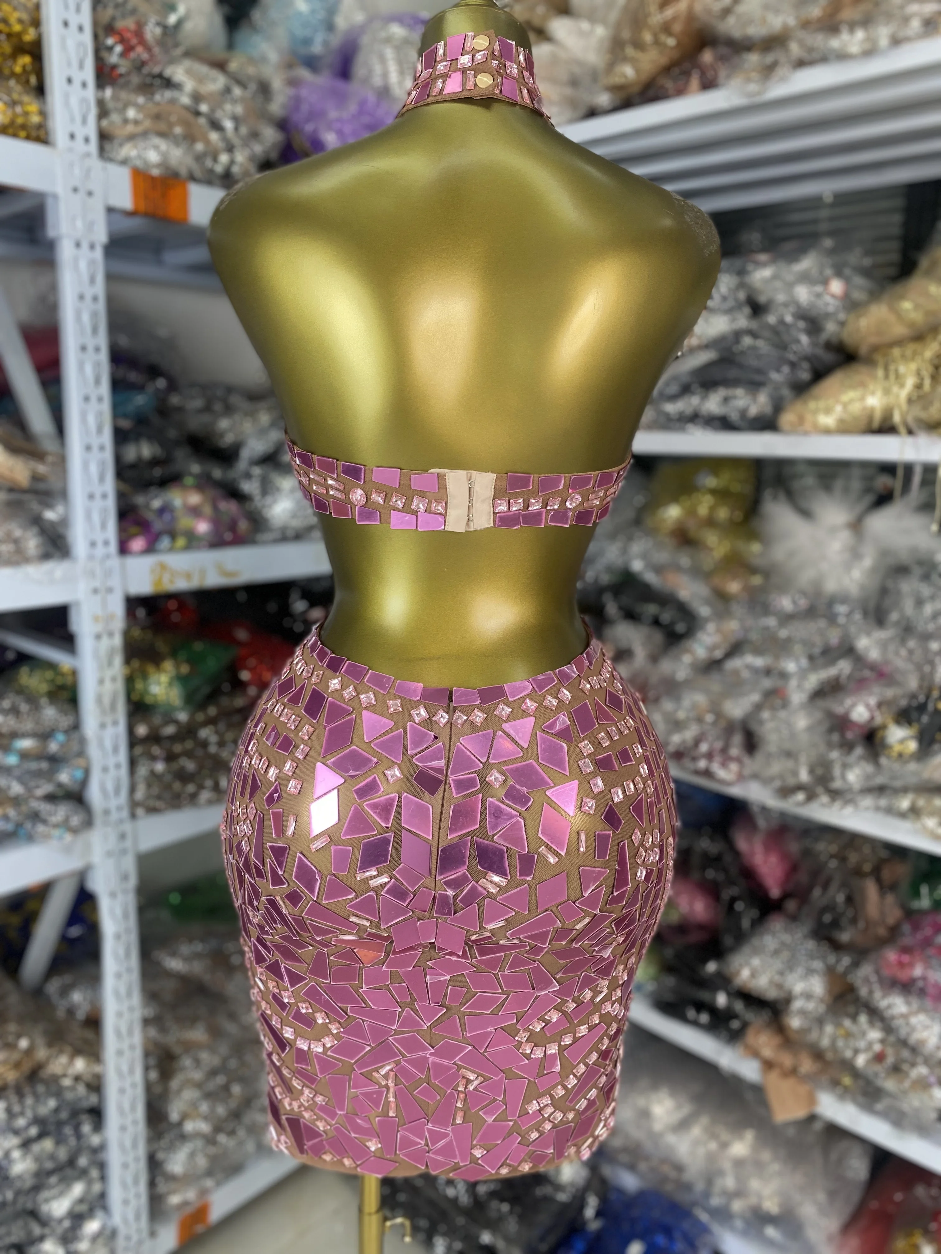 여성 럭셔리 핑크 Y2K 파티 드레스 홀터 백리스 라인스톤 미러 메쉬 컷아웃 바디콘 미니 드레스 이브닝 클럽 DJ 고고 의상