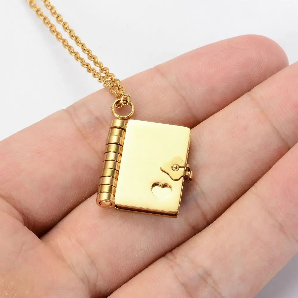 

Titanium Steel Couple Book Necklace Heart Handmade Opening Book Pendant Aesthetic Opening and Closing Couple Text Locket
