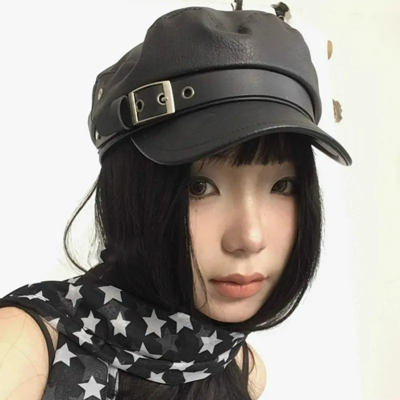 النساء السود بولي Leather القبعات الجلدية القوطية قبعات مسطحة موضة خمر قبعة واقية من الشمس إنجلترا شقة Y2k الفتيات الشرير نمط قبعة البيريه #3