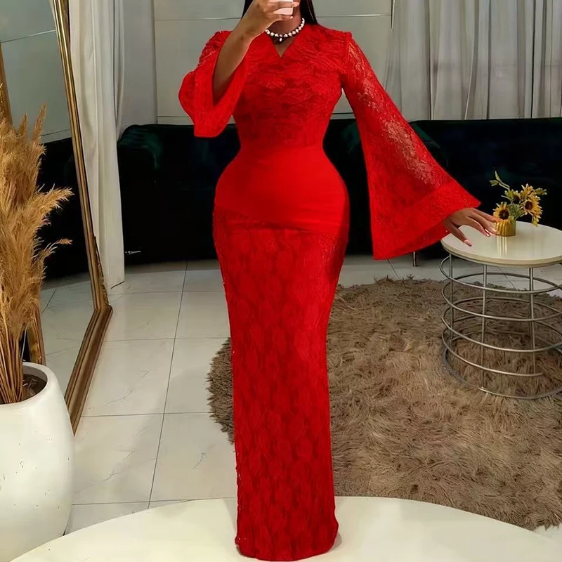 السيدات الخامس الرقبة طويلة الأكمام 2026 فستان حفلة السنة الجديدة أنيقة مطوي بلون فستان جديد الدانتيل المرقعة سليم صالح مساء فستان