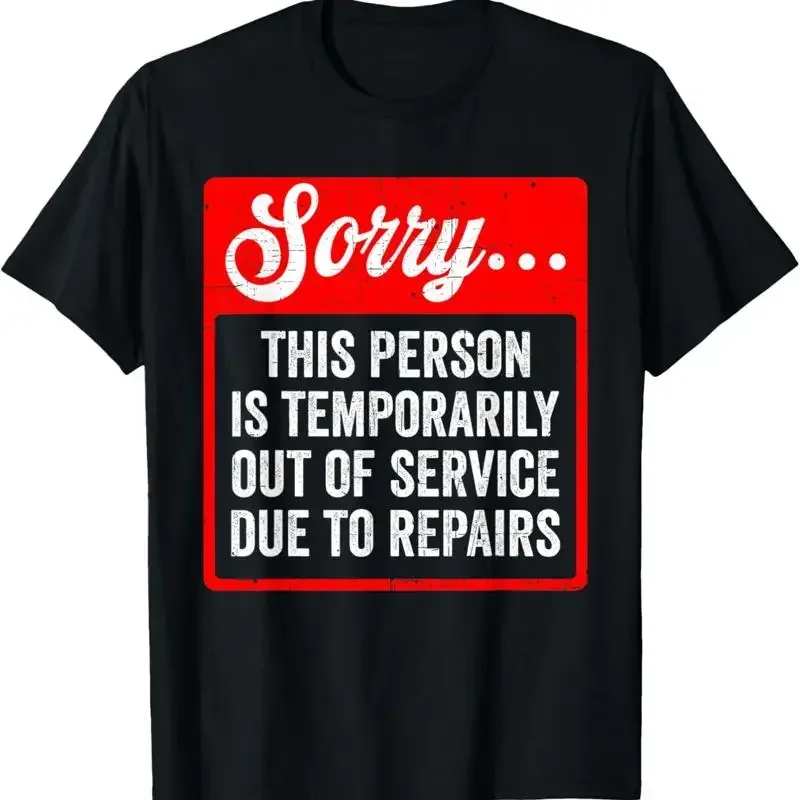 Entschuldigung, die Person ist vorübergehend nicht erreichbar, da ein T-Shirt repariert wird.
