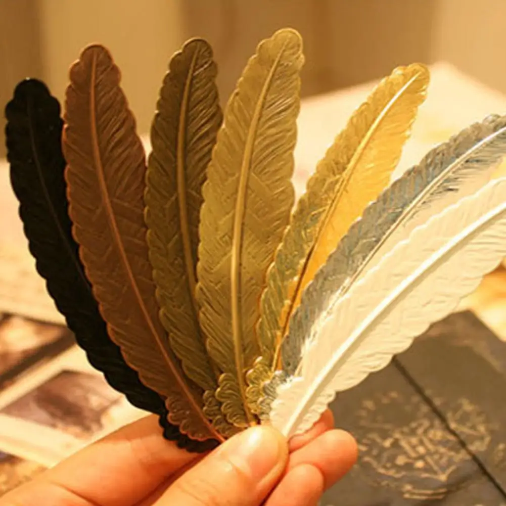 ที่คั่นหนังสือขนนกโลหะผสมสไตล์จีนที่คั่นหนังสือโลหะย้อนยุคดีไซน์ความมันวาวสำหรับบ้านสำหรับผู้อ่าน