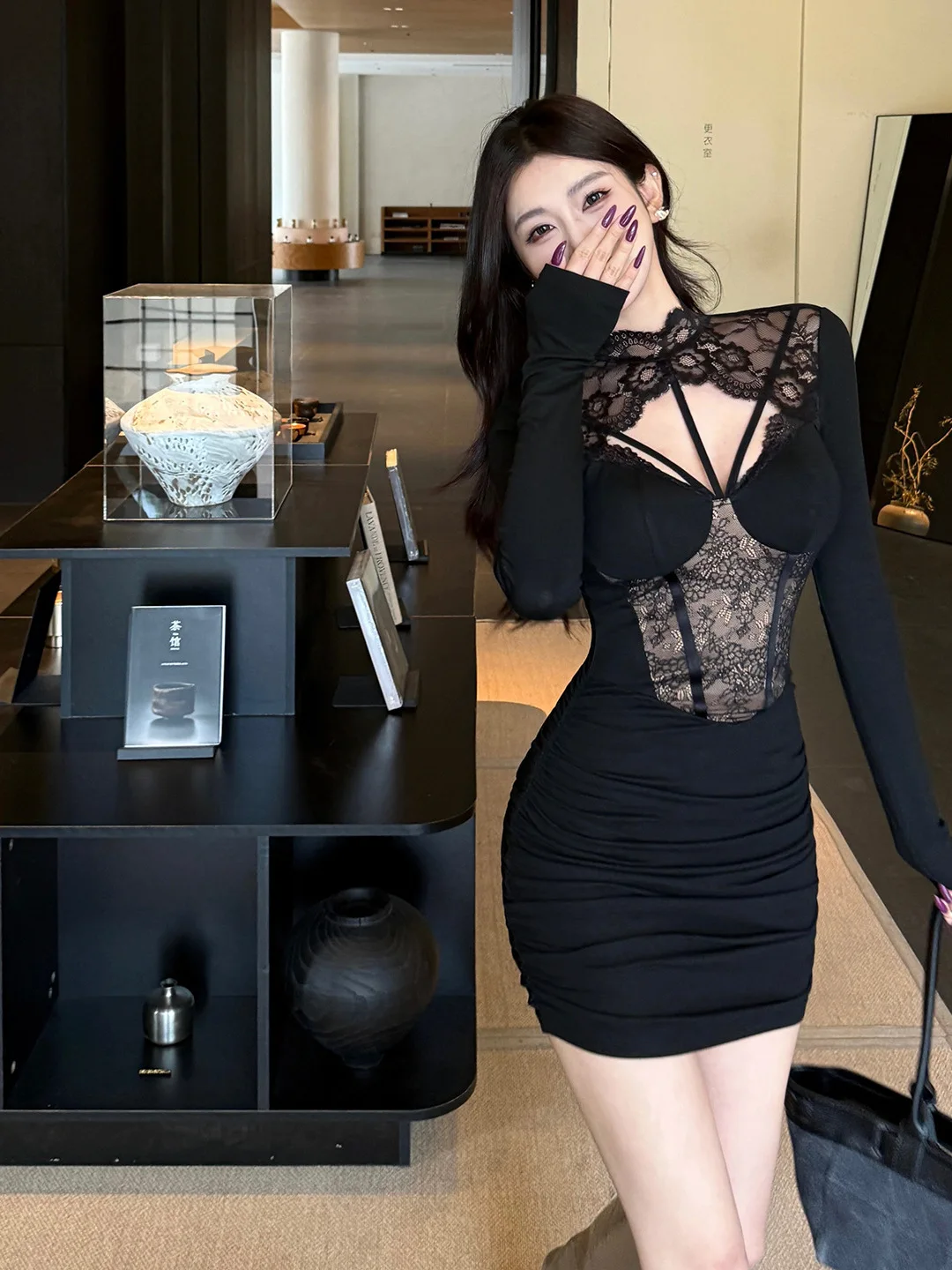 Retro Sexy Kant Zwarte Lange Mouw Mini Jurk Vrouwen Nieuwe Lente Y2K Elegante Uitsparing Sheer Bodycon Club Jurk Hotsweet Slanke vestidos