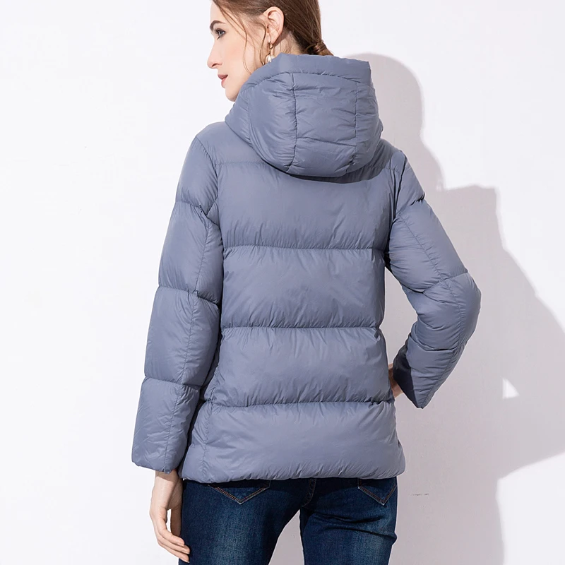 2022 Winter 90% Ultralight Down Jacket Women Hooded Thick Warm Coat Female Duck Down Parka For Women Portable Outerwear Overcoat