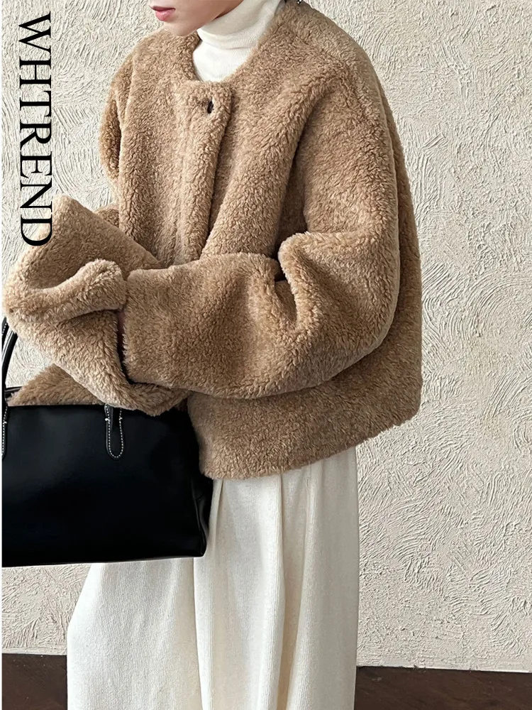 

WHTREND пальто из овечьей шерсти для женщин, зимнее пальто с круглым вырезом и длинными рукавами на одной пуговице, теплые пальто с шарфом, плюшевый меховой топ WH2175