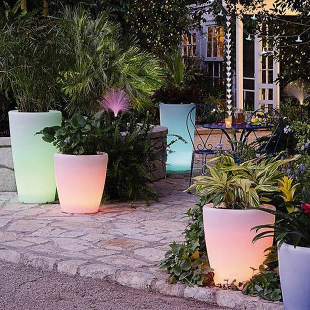 beautiful plastic outdoor/indoor led light planter pot,decorating garden led flower pot