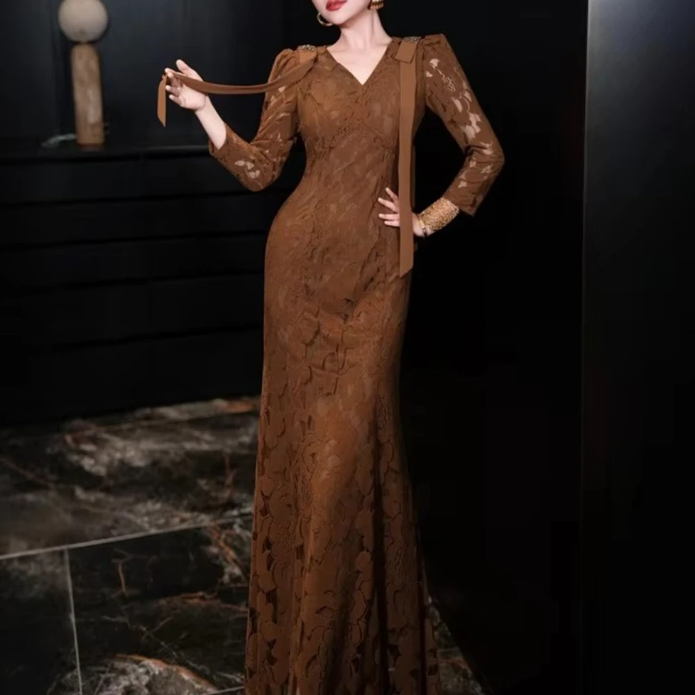 

Элегантные кружевные вечерние платья с v-образным вырезом, сексуальное роскошное платье знаменитостей, изысканные платья высокого качества для выпускного вечера для женщин по индивидуальному заказу