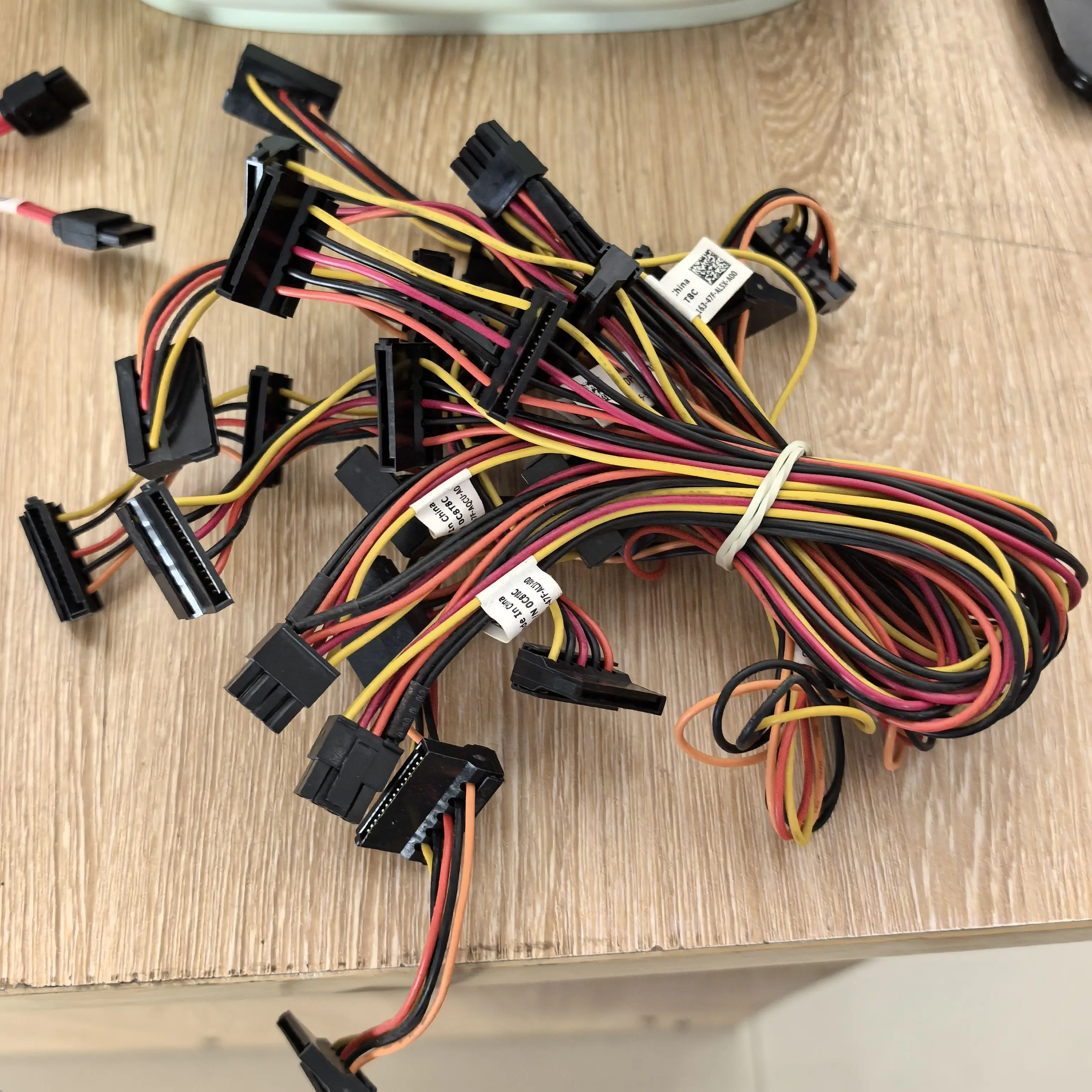 

New For Optiplex 3020 7020 9020 T3620 T1700 sata power supply line C8T8C