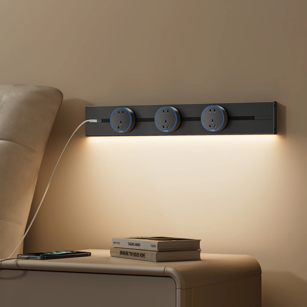 ホットセール ワイヤレス電源トラック 壁掛けACソケット USBポートアダプター 32A定格電流 米国/EU/英国/フランスネットワーク対応 WiFi