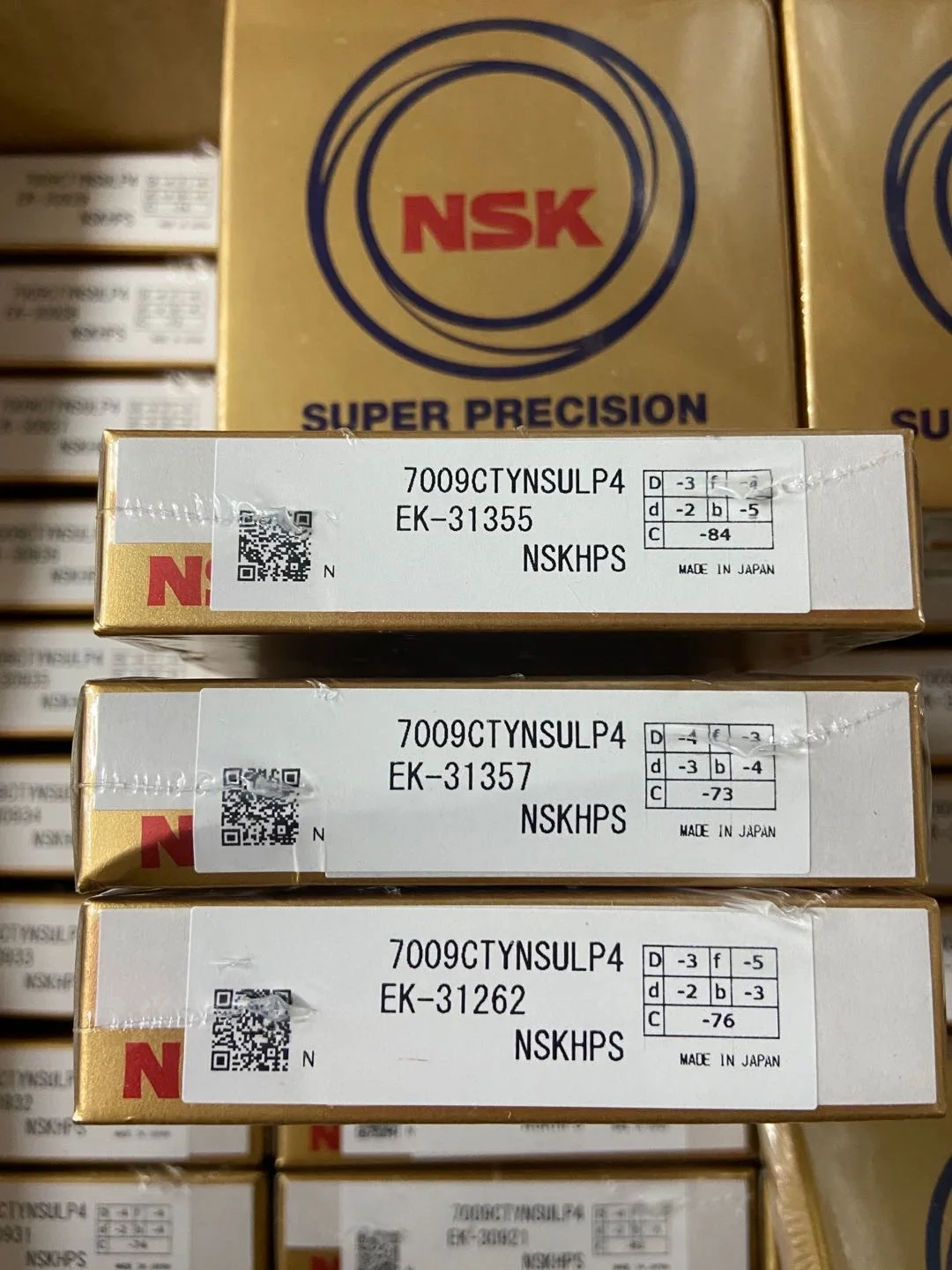 

Подшипник шпинделя для станков с ЧПУ NSK 7010CTYNSULP4, прецизионный радиально-упорный шарикоподшипник для высокоскоростных применений