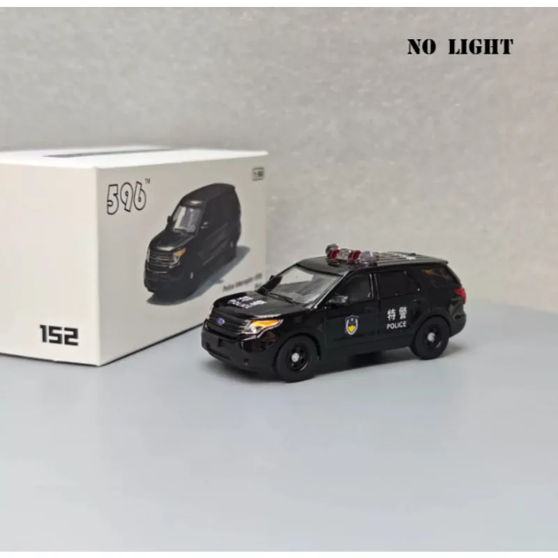 (Unpackaged) 596 1:64 various types of Black Special Police Edition alloy car model,No warning lights ,with stickers attached.