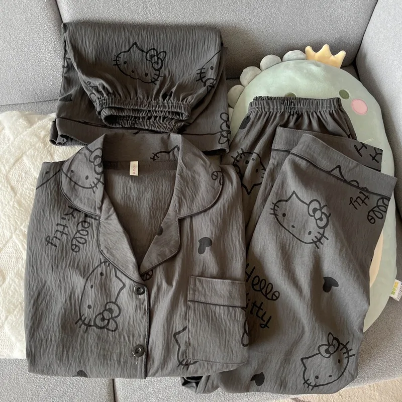 

New Hello Kitty three-piece pajamas summer cotton short-sleeved shorts casual suit cute cartoon Hello Kitty loungewear