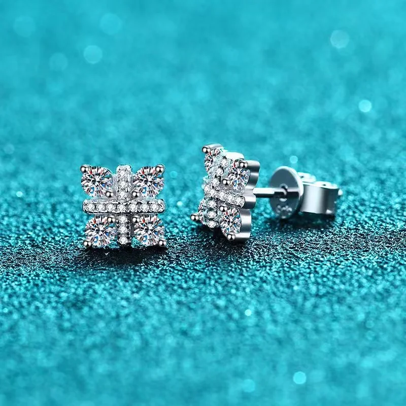 Trendy 925 Sterling Silver 0.48ct D Color VVS1 Geometric Moissanite Stud Earrings for Women Plated White Gold Ear Studs Gift