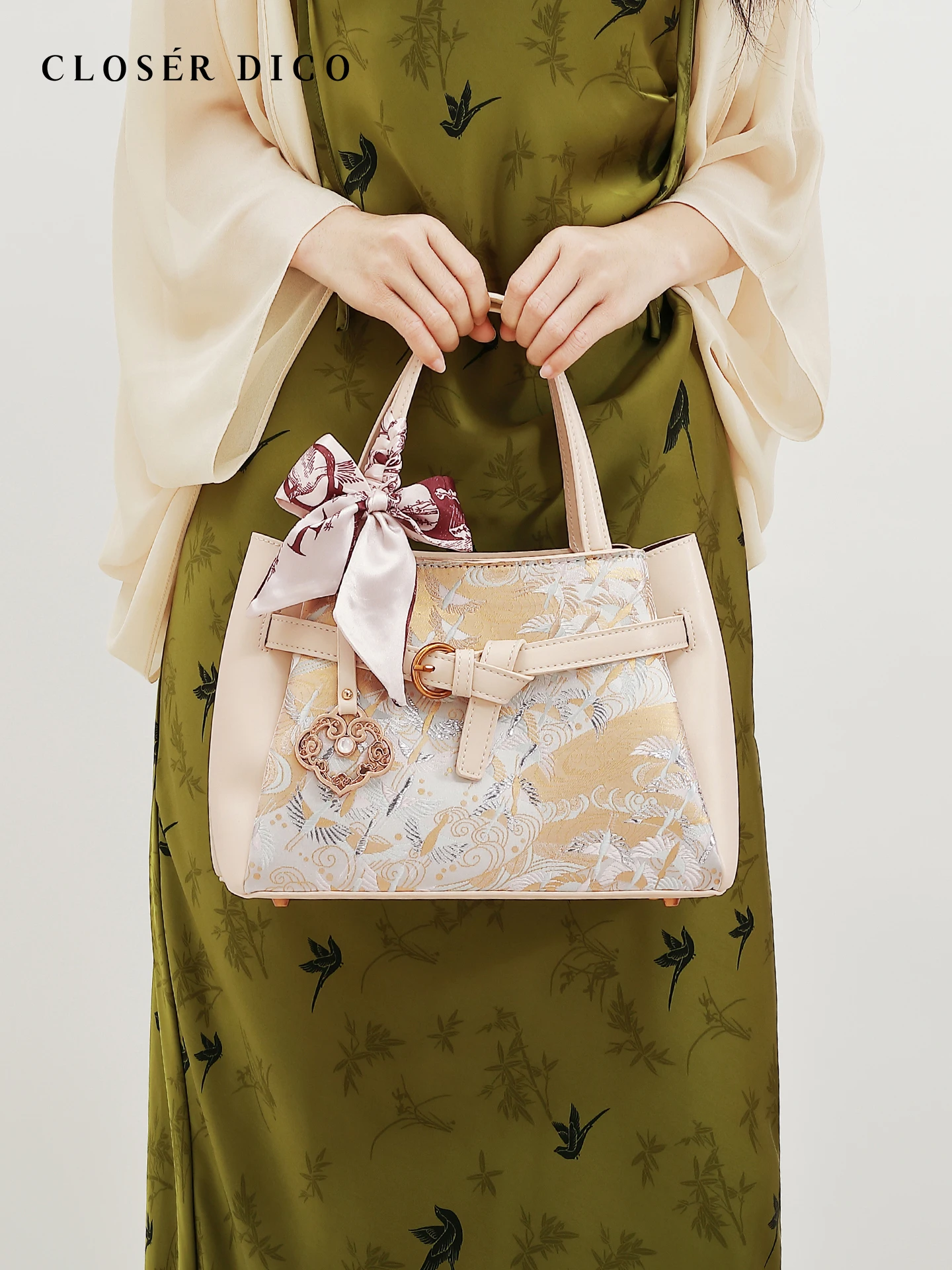 nouveau-sac-a-main-pour-maman-de-style-chinois-tendance-pratique-pour-un-usage-quotidien-grande-capacite-en-cuir-pu-souple-pour-femmes-d'age-moyen