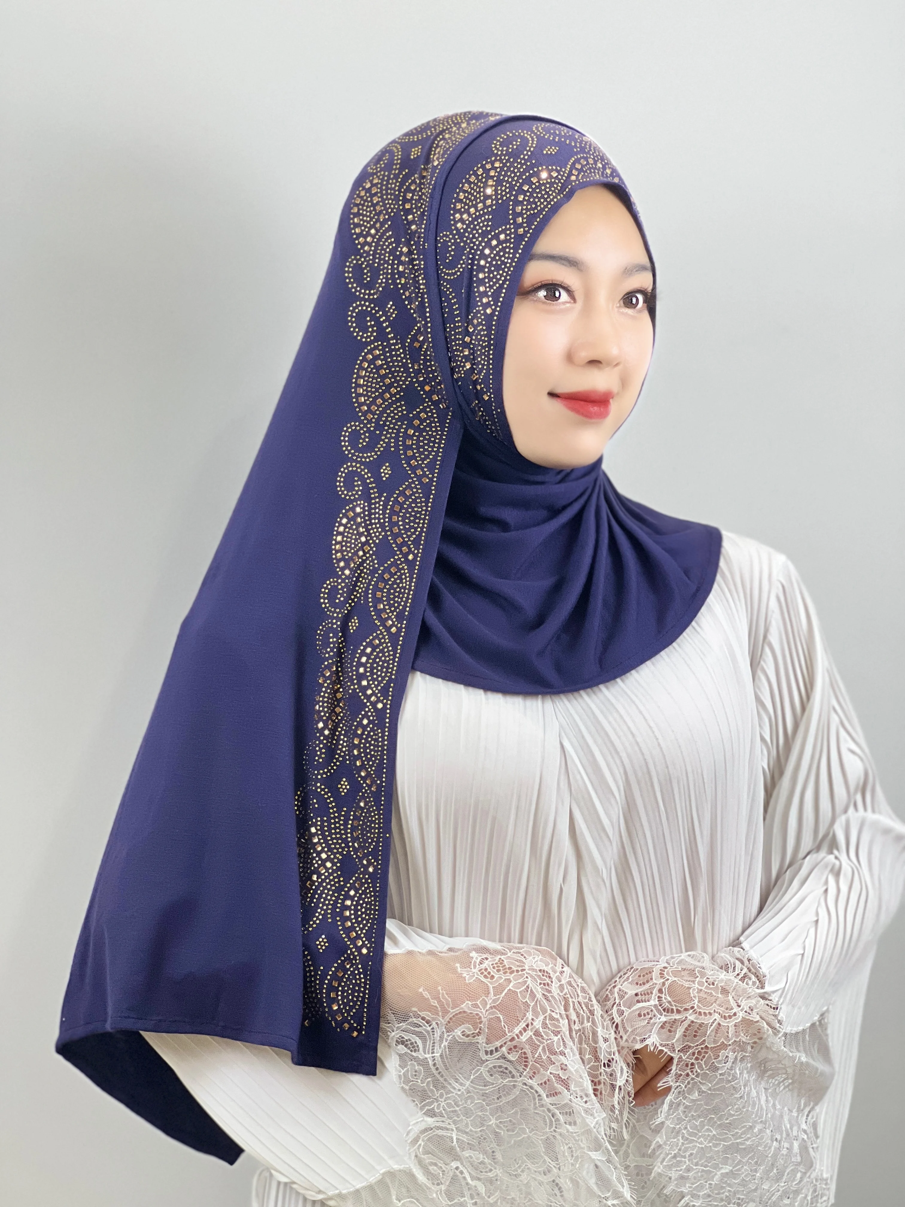 

Islamic Hijab Muslim Glass Drill Turban Mercerized Cotton Hot Gold Scarf Solid Colour Shawl Malay Sarong Ladies Wrap Hijab