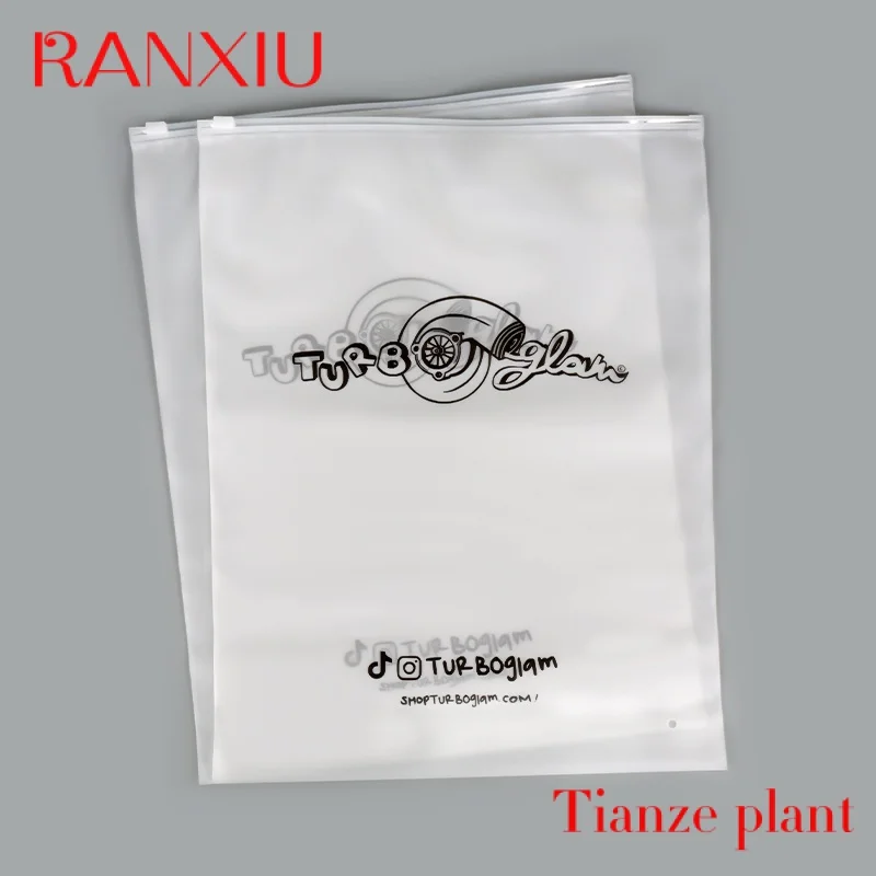 Custom Biodegradable Eco-friendly Custom Printing Plastic Packaging Transparent EVA Frosted Zipper Bag For Garment Clothing T-sh