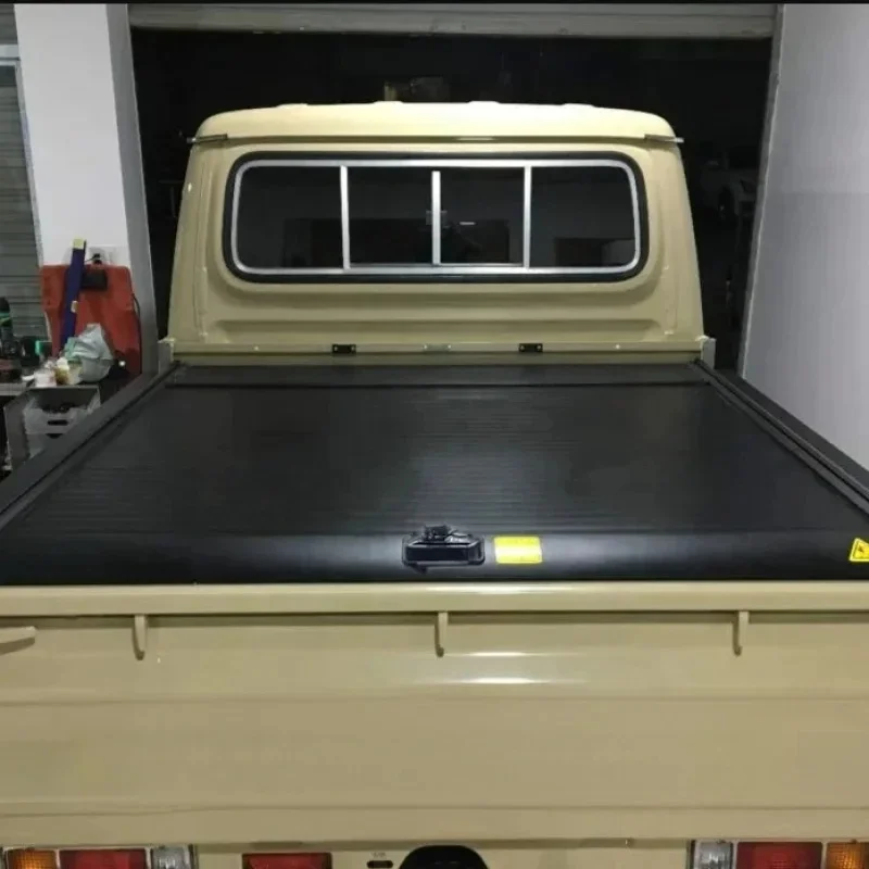 Premium Auto Accessories Pickup Truck Bed Cover Aluminum Alloy Manual Retrac Roller Lid Tonneau Accessory