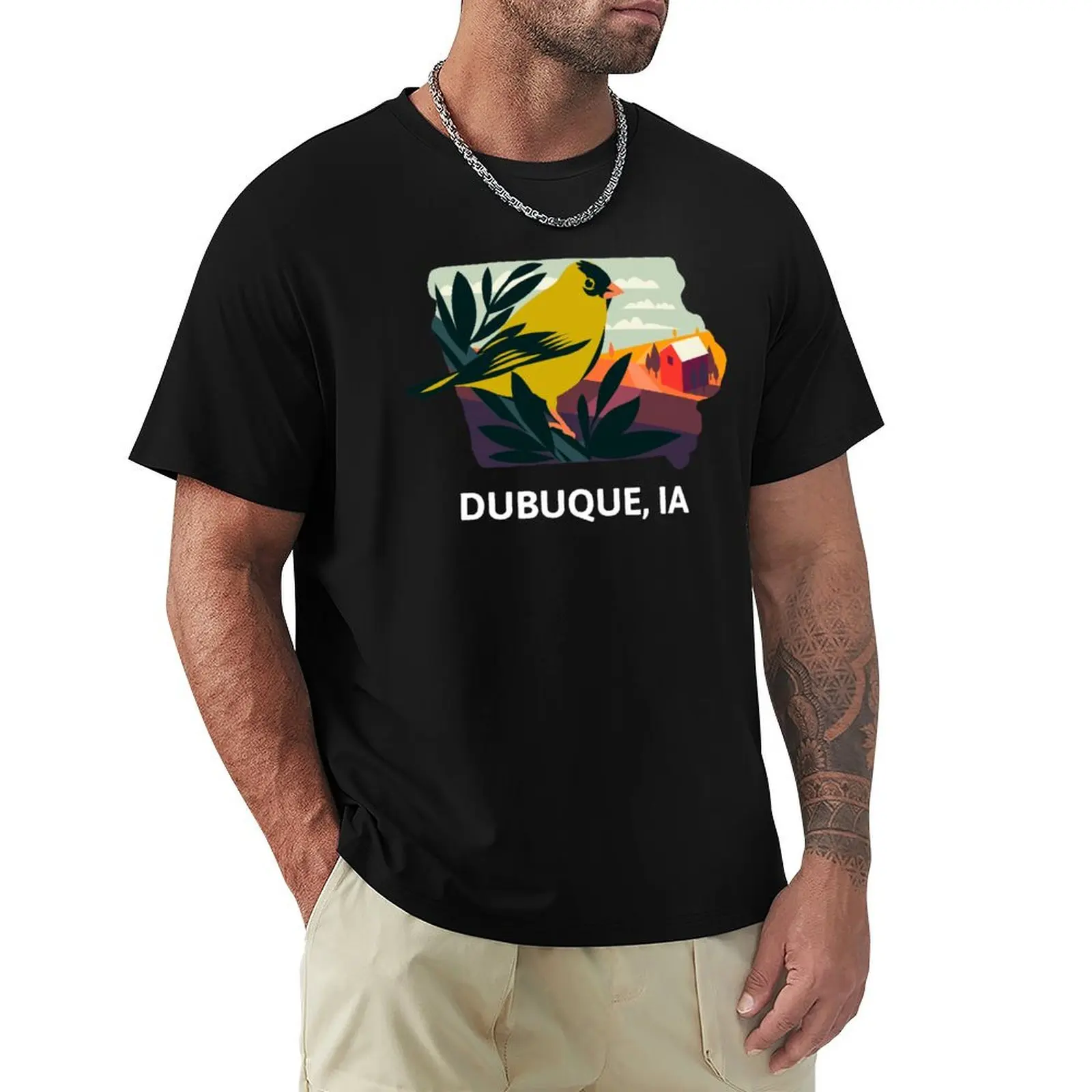 Dubuque, IA T-Shirt Anti-Pilling Casual T-Shirt