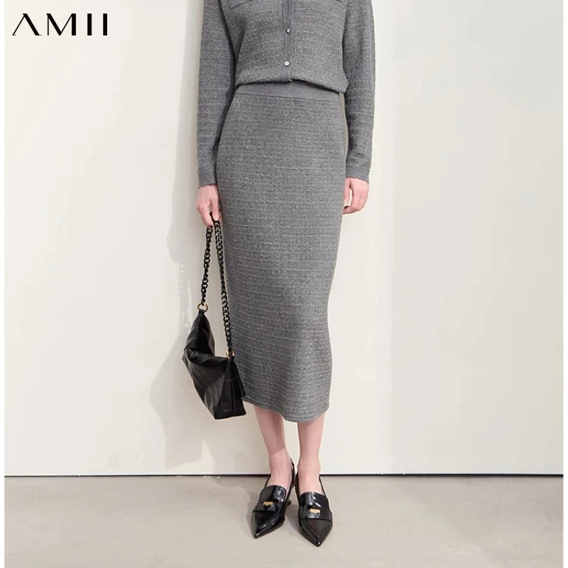 Amii Minimalism Skirts For Women 2026 Autumn New Fragrance Wind Basic Vintage Quality Fashion Lady Straight Midi Skirt 12443140