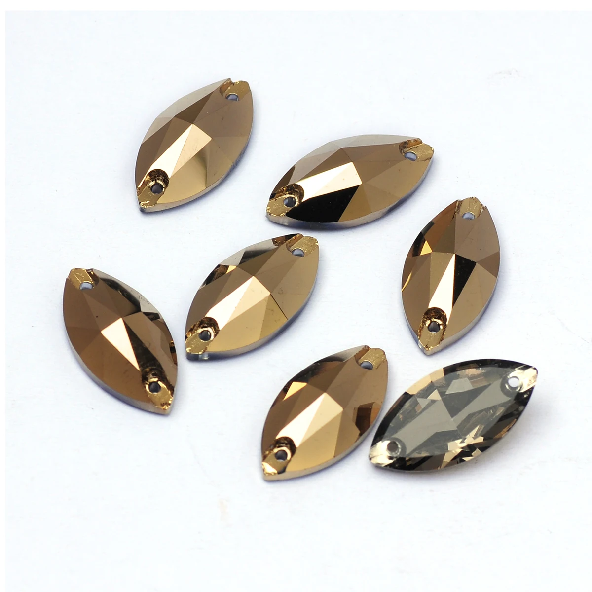 PUBRILEX K9 Gold Tropfenförmiger Dreieckiger Runder Xirius Flachrücken Kristallglas Strass Zum Aufnähen Kleidungsstück Accessoires – Detail 4