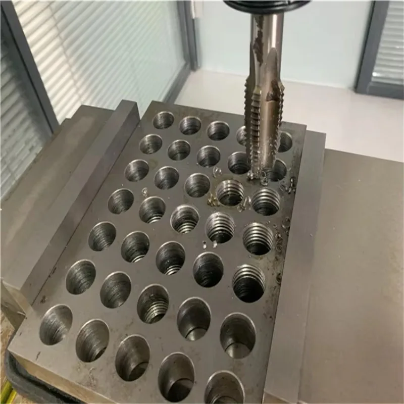 Big threading automatic M36 big hole internal threads making flexible arm tapping machine for sale