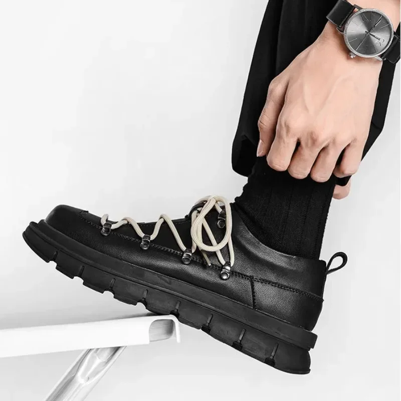 

Кожаные туфли на толстой подошве. Мужская обувь из натуральной кожи на шнуровке. Модные повседневные одинарные туфли. Дизайнерские лоферы. Мужские ботильоны.