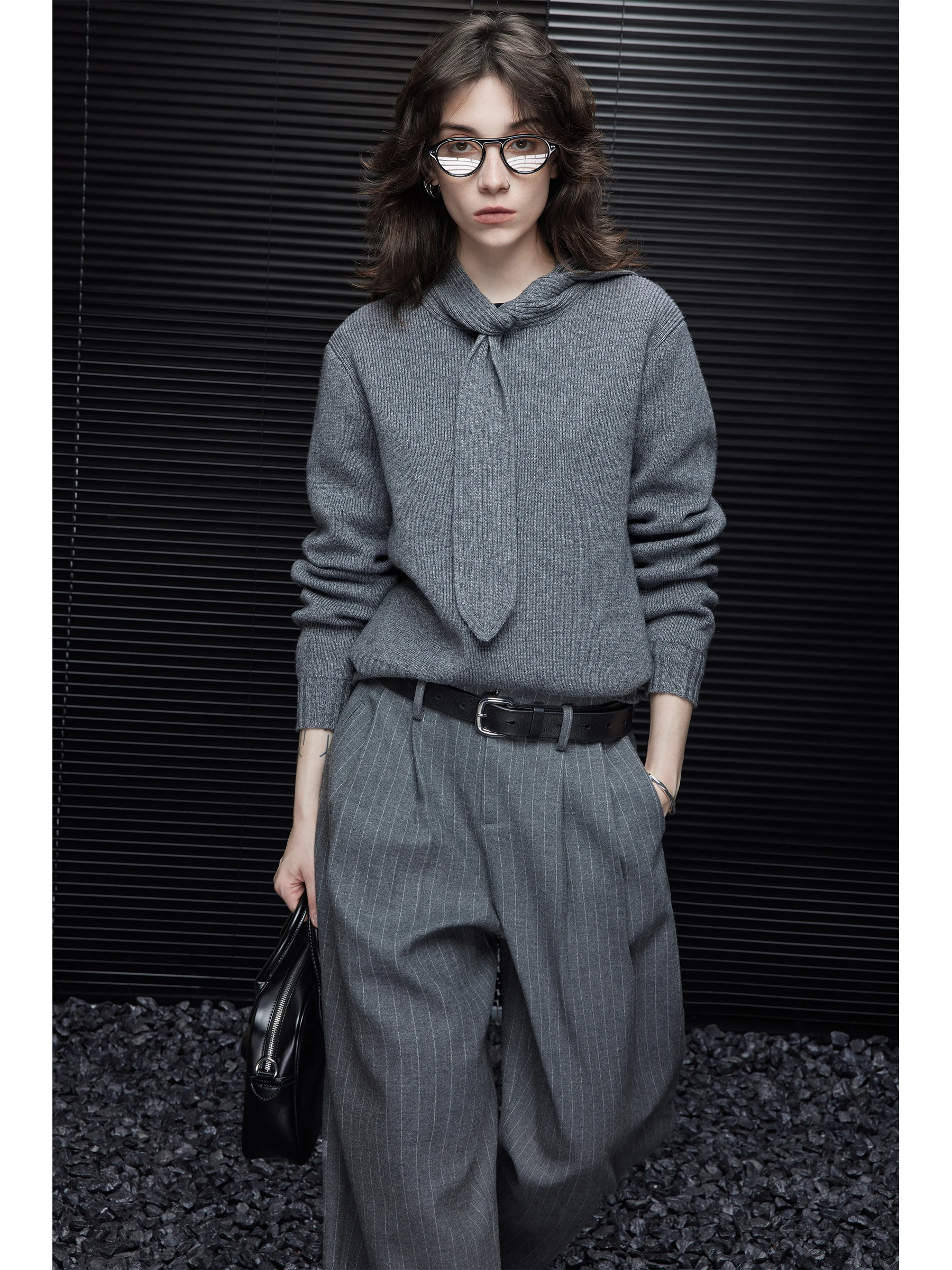 

ay Woolen Sweater Women's Loose Fit Design Sensation Autumn Winter New Sle Street Sle Warmth Thermal Full Sve