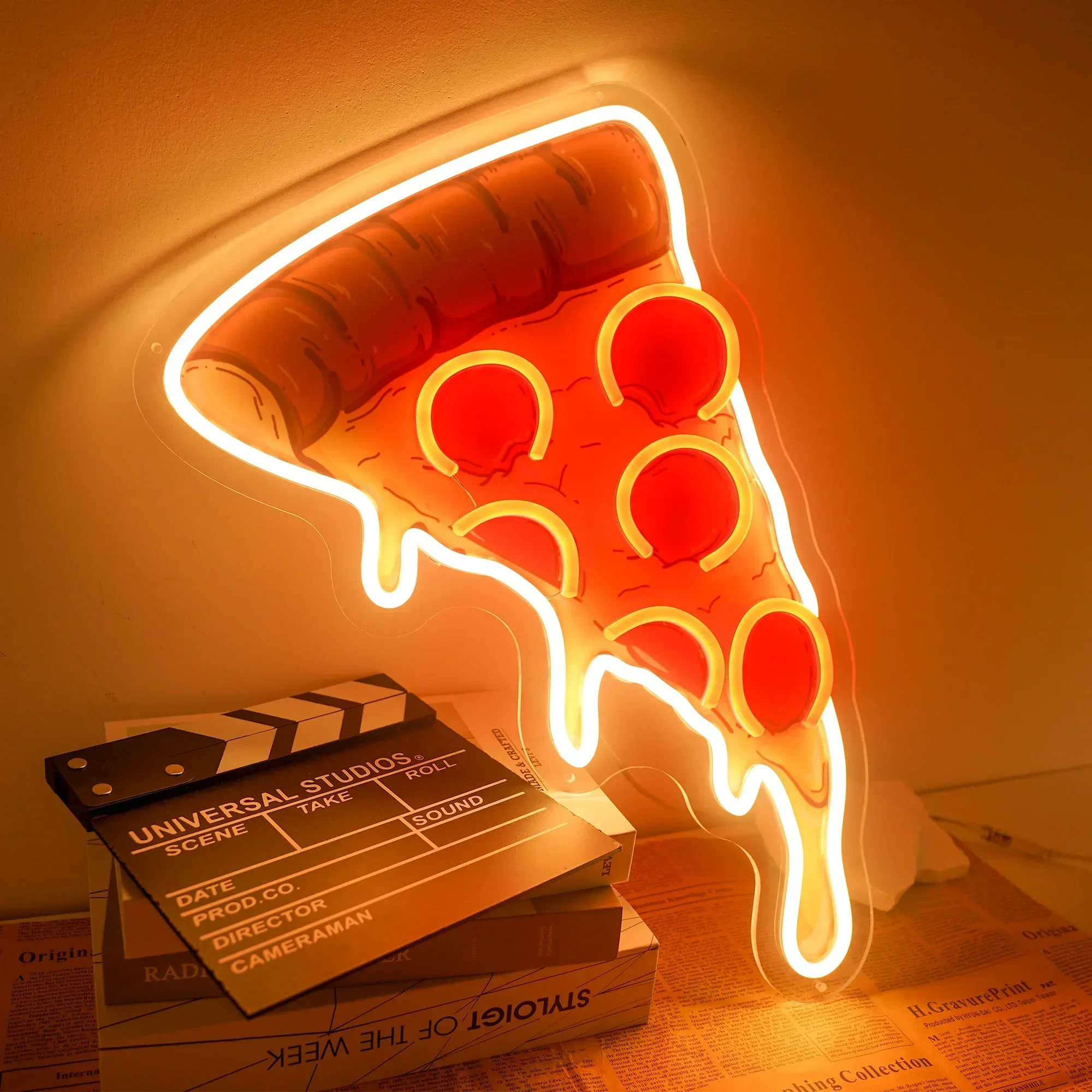 

Business Customization Neon Sign Anime UV Printing LED Pizza Light Food Store