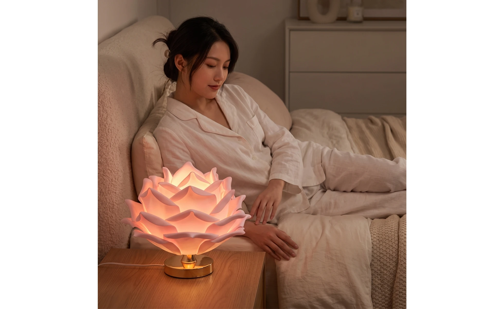 Rose Table Lamp Corded Rose Lamp Sculptural Warm Light for Bedroom, Reading Corner