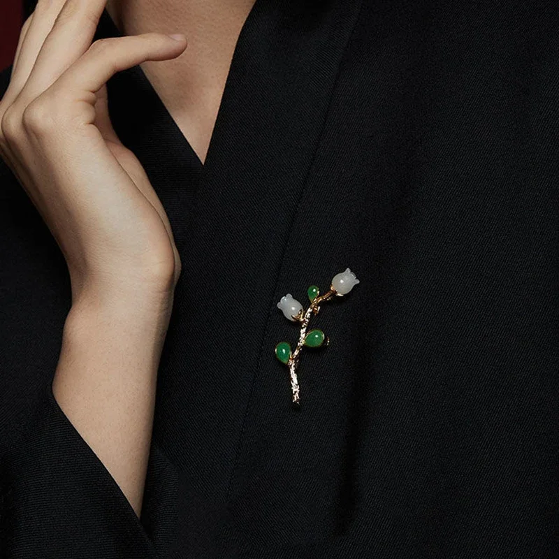 بروش العقيق الأخضر من اليشم الهيتي الطبيعي ، على الطراز الصيني ، شيونغسام طازج ، إكسسوارات زهور الصدر ، وردي ، تصميم ملهم #5