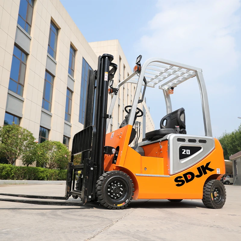 2,5 ton elektrische vorkheftruck kan worden aangepast voor boerderijhuishoudelijke vorkheftruck, energiebesparende en brandstofbesparende gebalanceerde vorkheftruck
