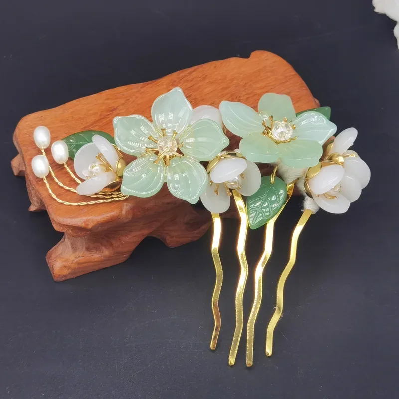 Luxury Crystal Pearl Hair Comb Clip Hairpin For Women Rhinestone Leaf Flower Hair Clip Pin Band Hanfu Chinese Style Hairpin Comb