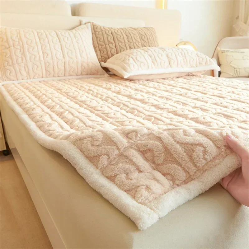 

Velvet Mattress Topper Winter Warm Thicken Bedspread Home Dormitory Foldable Thin Blankets Tatami Mat Queen Size Bed Sheets