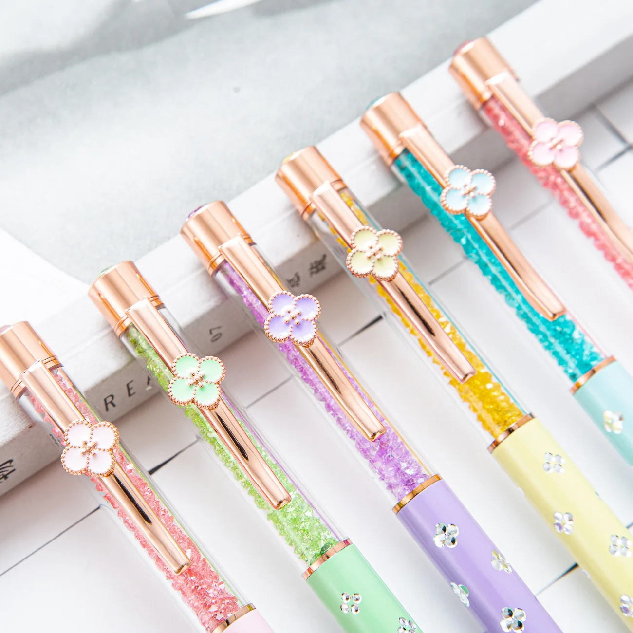 Multicolor Four-leaf Clover Crystal Pen Creative Printing Metal Ballpoint Pen Office Accessories School Supplies Cute Stationery