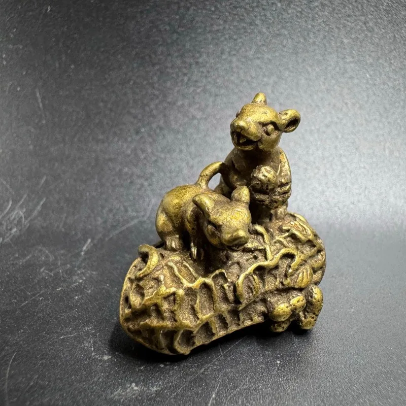 Brass Peanut Mouse Ruyi Mini Ornament