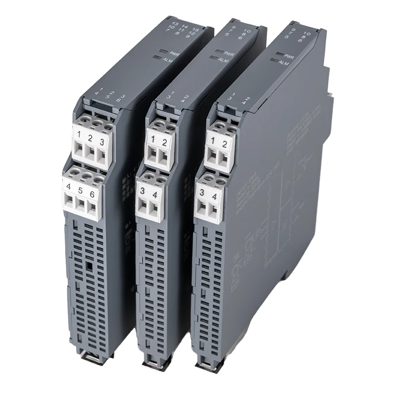 0-10V to 4-20mA DC Signal Isolator 1 In 2 Out Transmitter Current Voltage Isolation 4-20mA 0-5V 0-10V Output